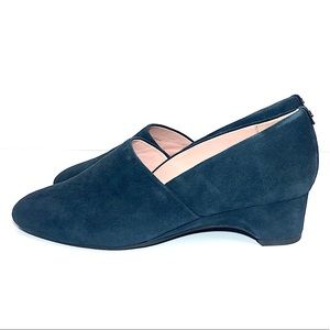 TARYN ROSE Brenda Loafer WOMENS 6.5 navy blue suede